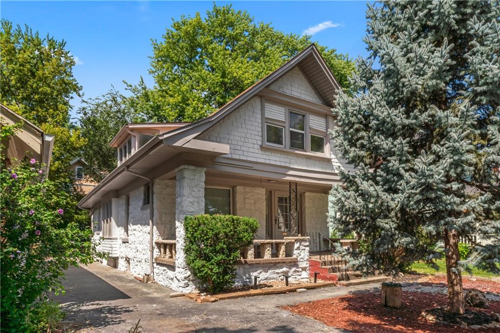 Listing Photo MLS #HMS2569308