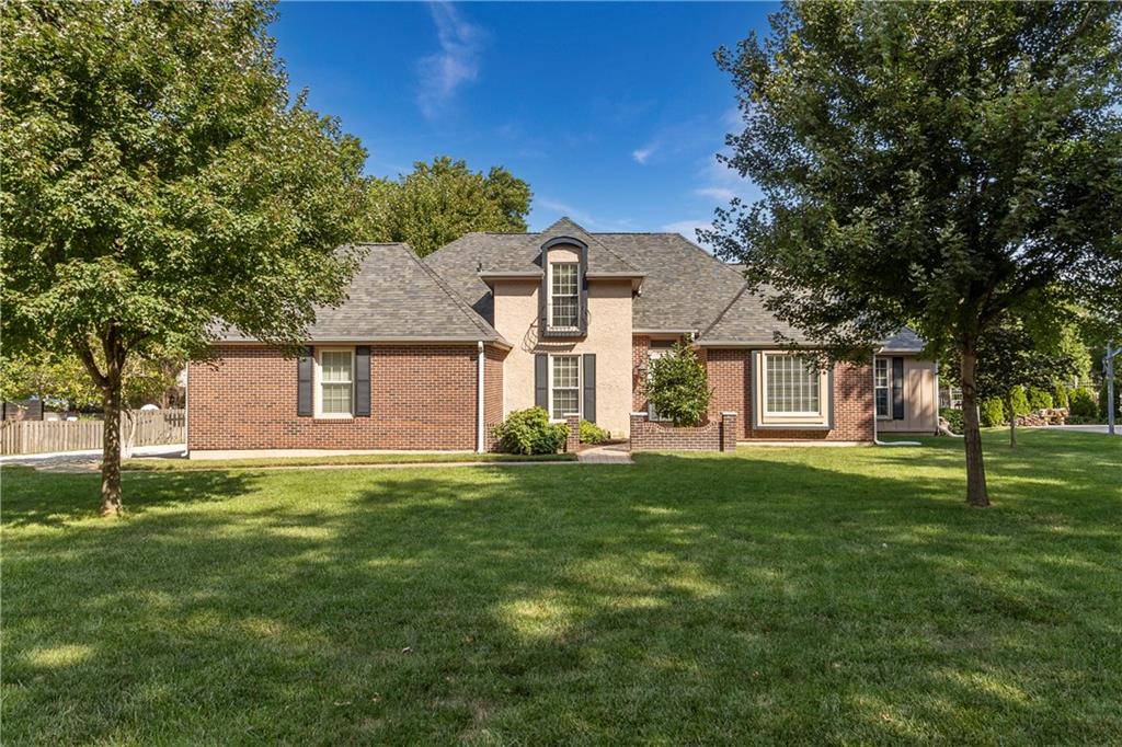 Listing Photo MLS #HMS2569436