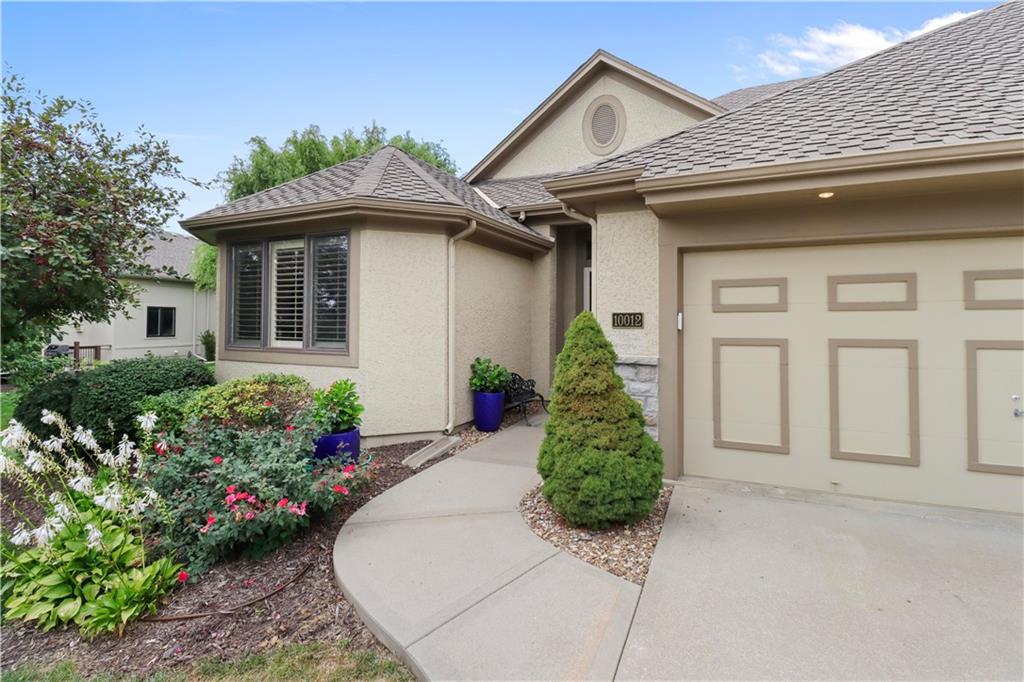Listing Photo MLS #HMS2569449