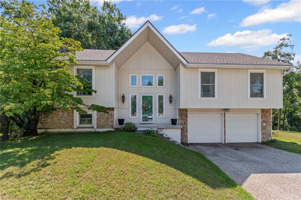 Listing Photo MLS #HMS2569517