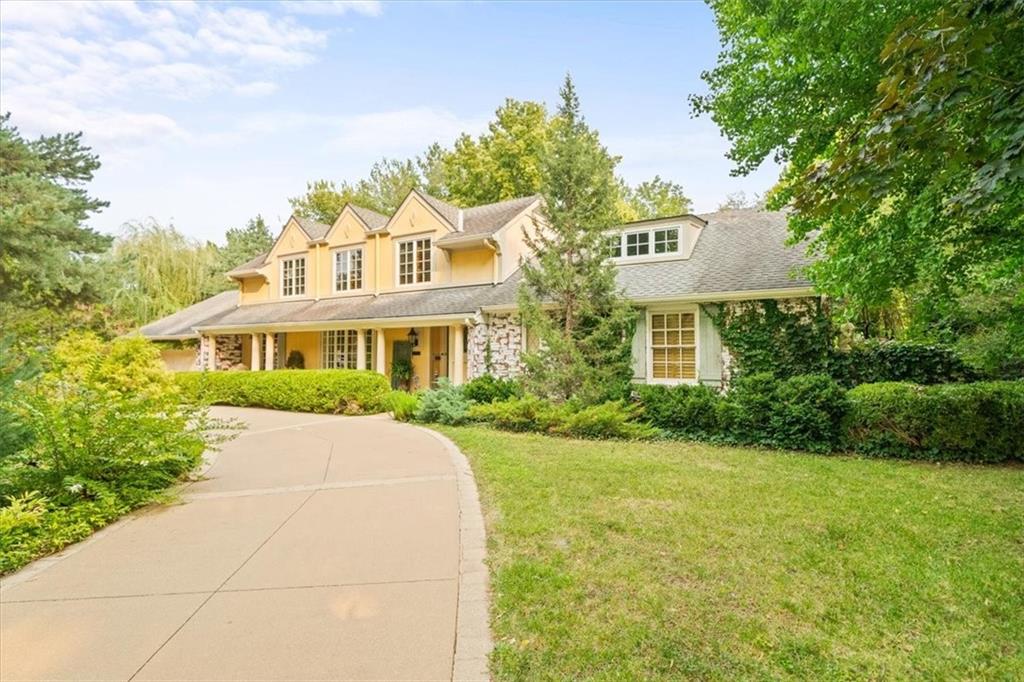 Listing Photo MLS #HMS2569525