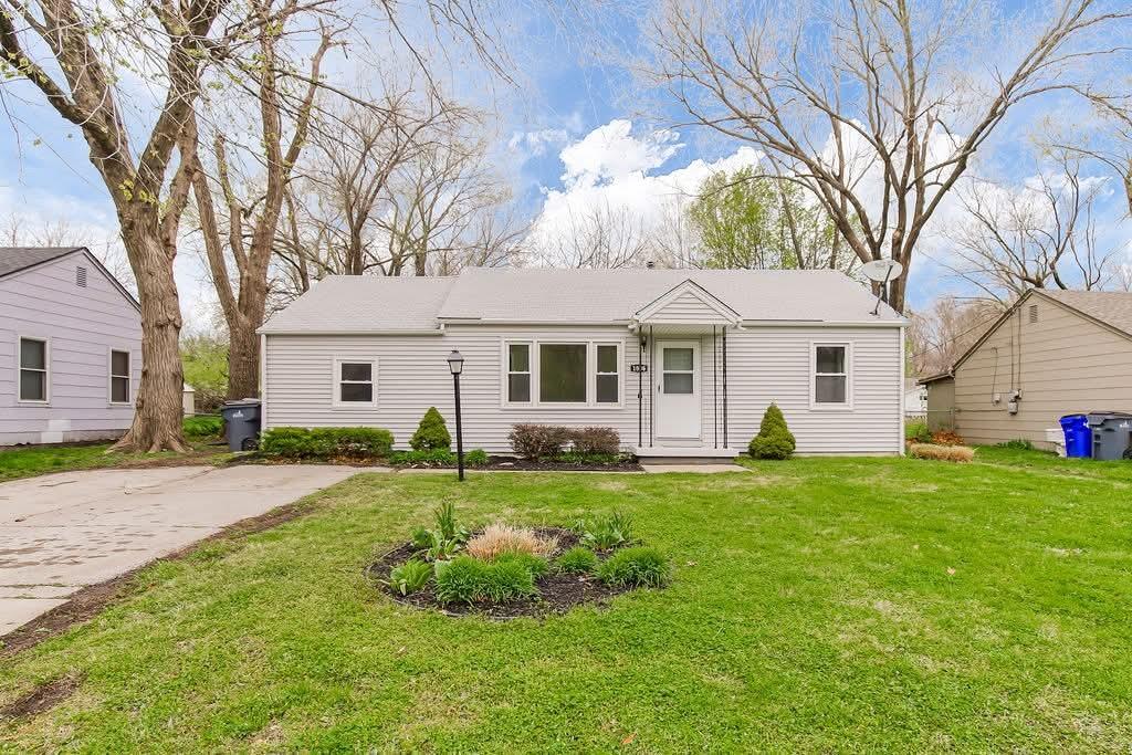 Listing Photo MLS #HMS2569526