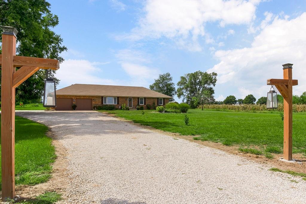 Listing Photo MLS #HMS2569563