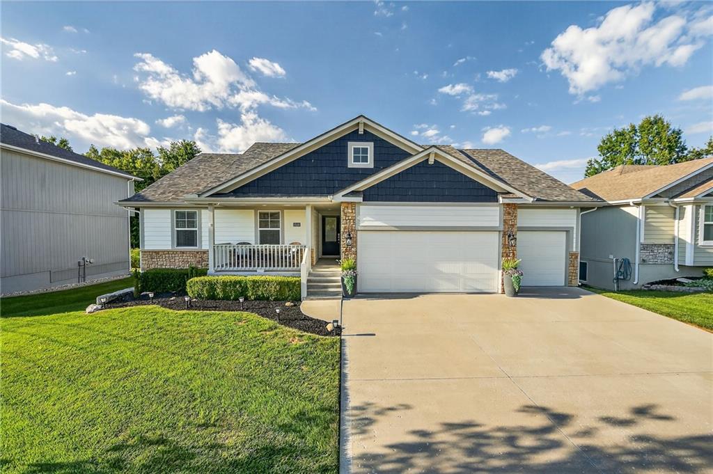 Listing Photo MLS #HMS2569597