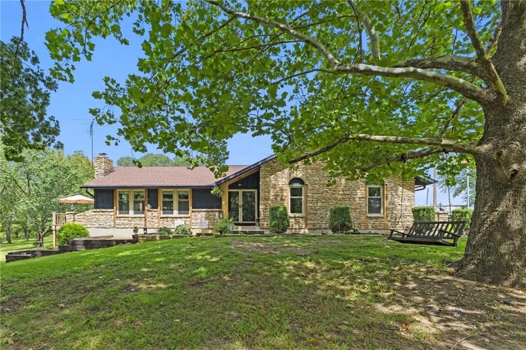Listing Photo MLS #HMS2569630