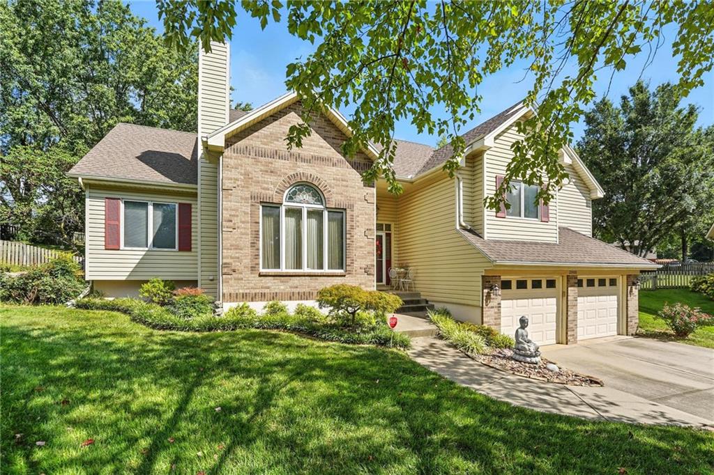 Listing Photo MLS #HMS2569636