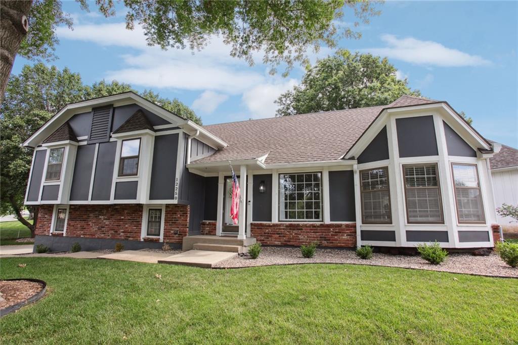 Listing Photo MLS #HMS2569642