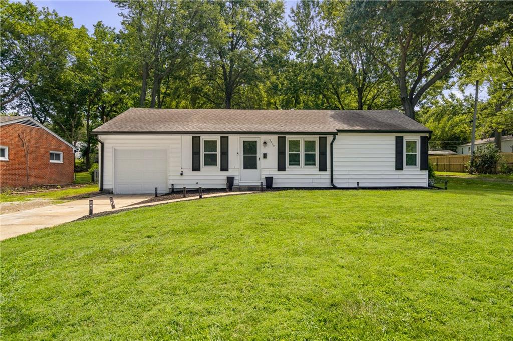 Listing Photo MLS #HMS2569660