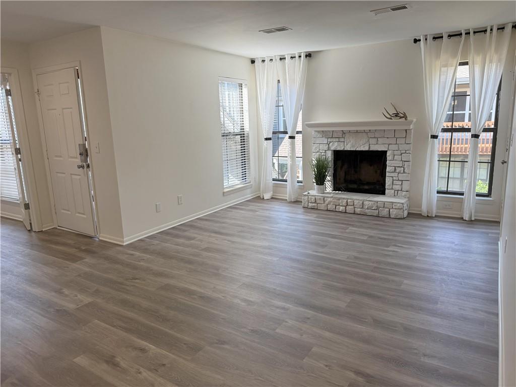 Listing Photo MLS #HMS2569680