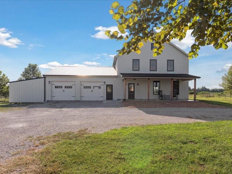 Listing Photo MLS #HMS2569831