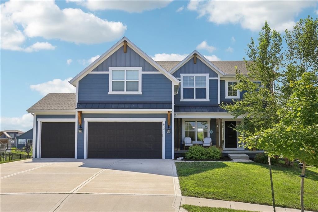 Listing Photo MLS #HMS2569835