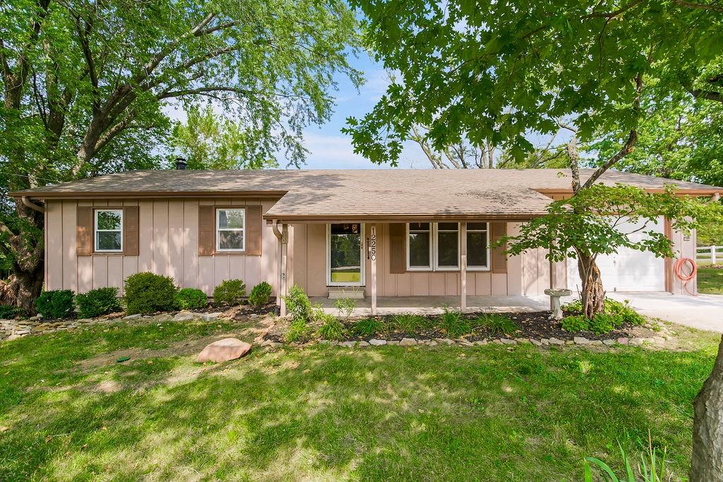 Listing Photo MLS #HMS2569873