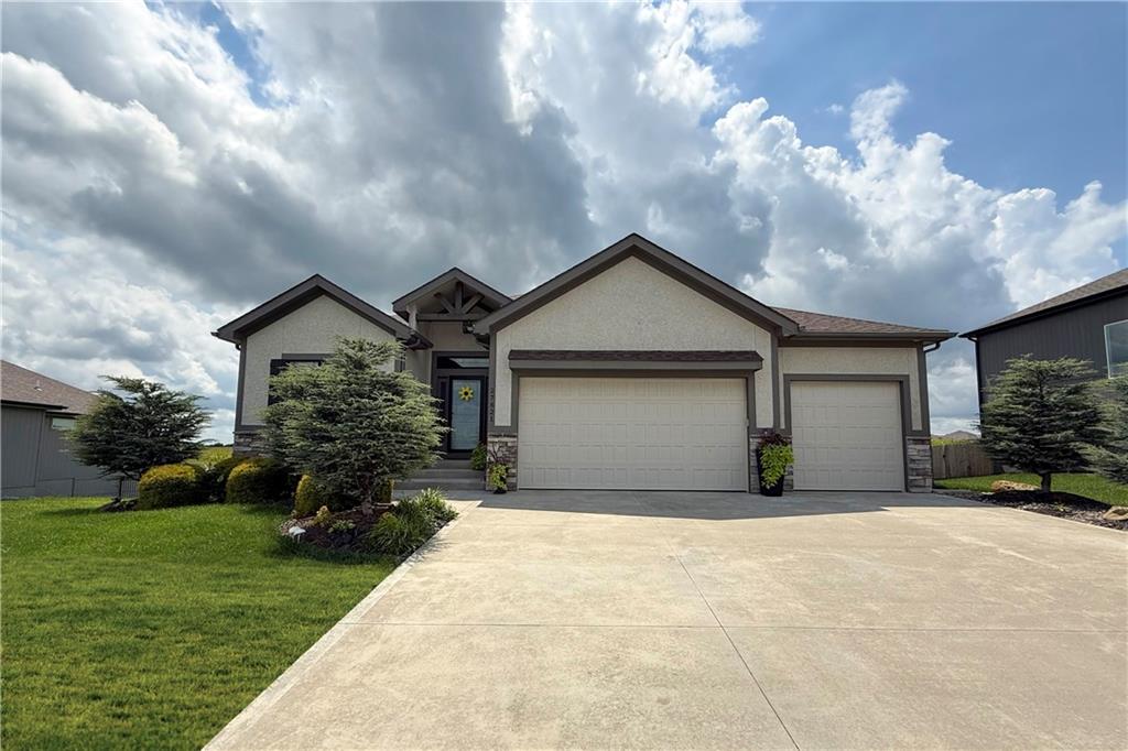 Listing Photo MLS #HMS2569882