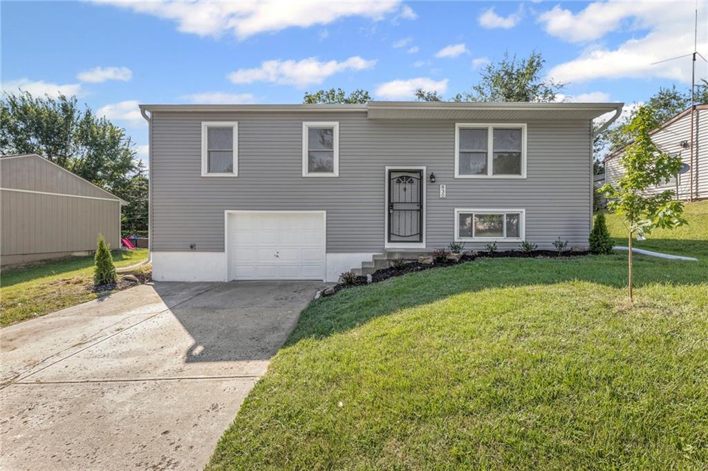 Listing Photo MLS #HMS2569921