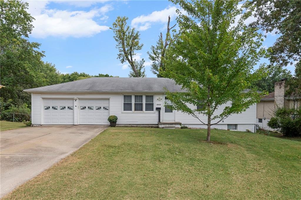 Listing Photo MLS #HMS2569984
