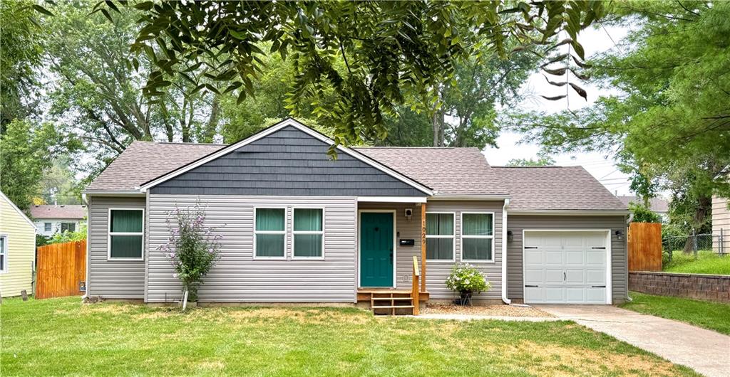 Listing Photo MLS #HMS2569999