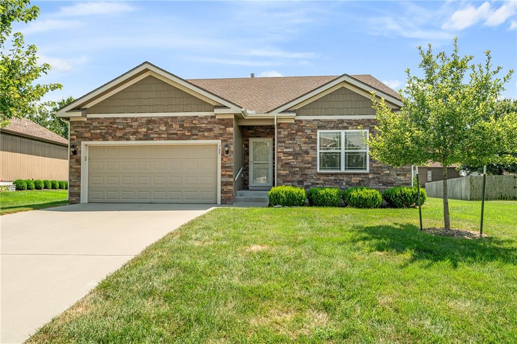 Listing Photo MLS #HMS2570018