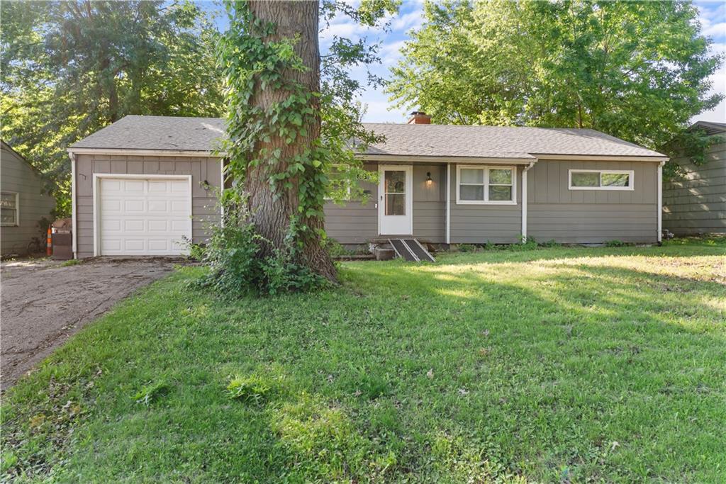 Listing Photo MLS #HMS2570068
