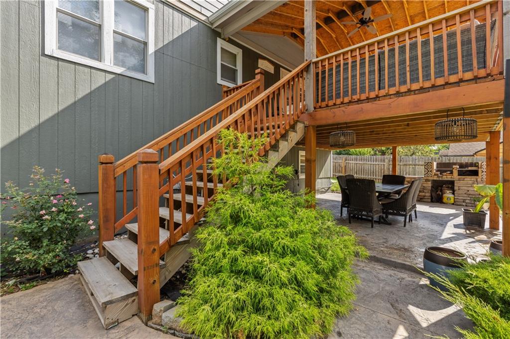 Listing Photo MLS #HMS2570073
