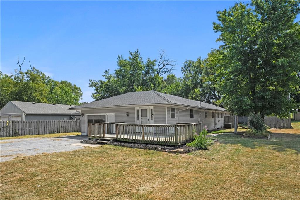 Listing Photo MLS #HMS2570092