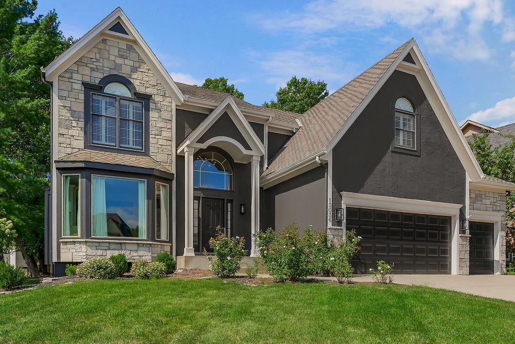 Listing Photo MLS #HMS2570093