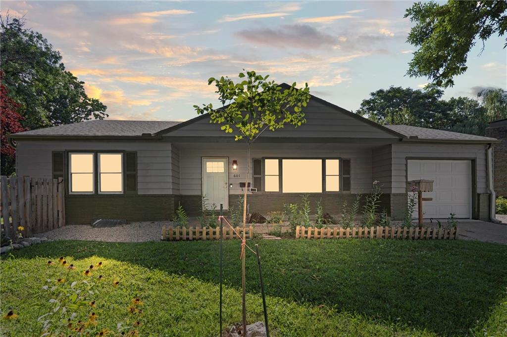 Listing Photo MLS #HMS2570123