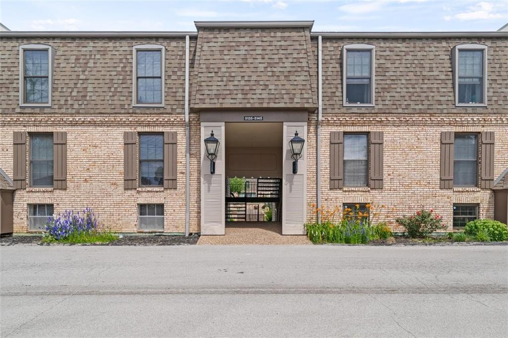 Listing Photo MLS #HMS2570151