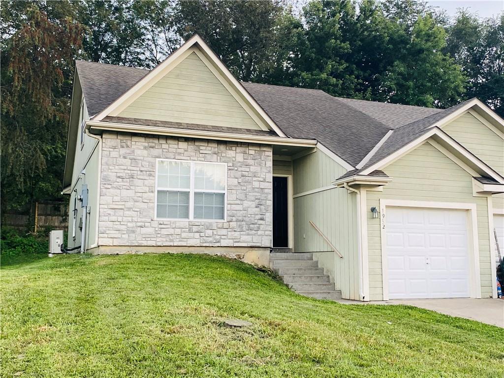 Listing Photo MLS #HMS2570174