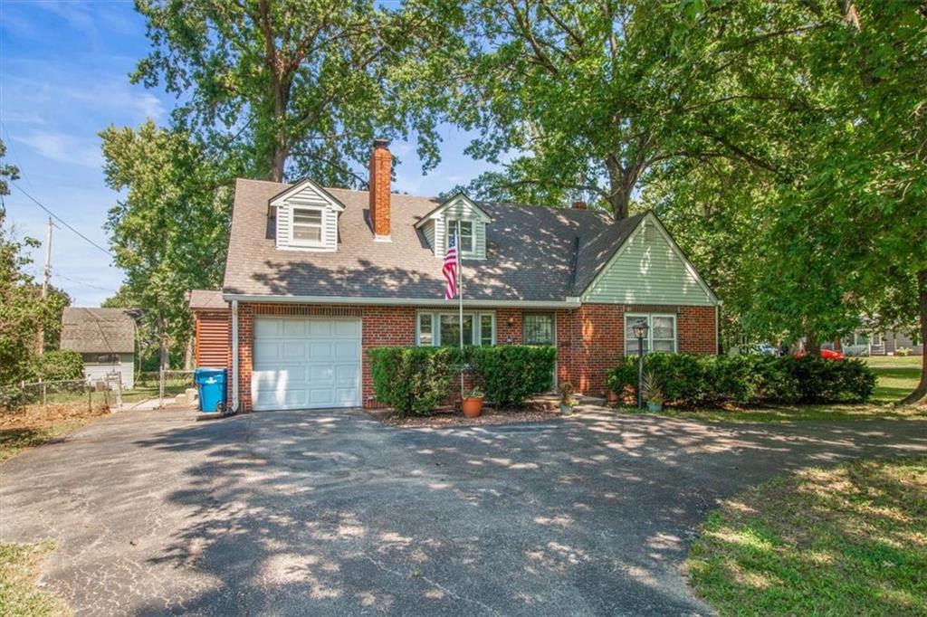 Listing Photo MLS #HMS2570308