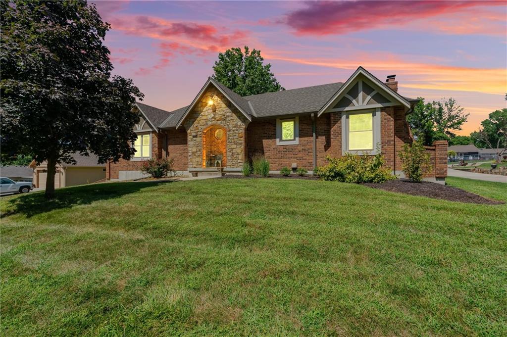 Listing Photo MLS #HMS2570341
