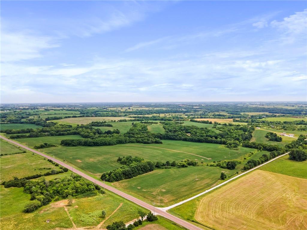 Listing Photo MLS #HMS2570349