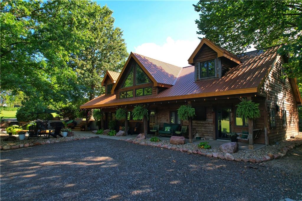 Listing Photo MLS #HMS2570417