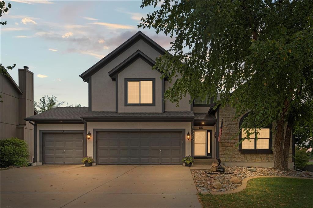Listing Photo MLS #HMS2570422