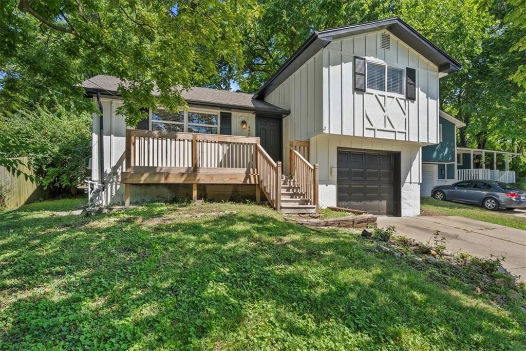 Listing Photo MLS #HMS2570433