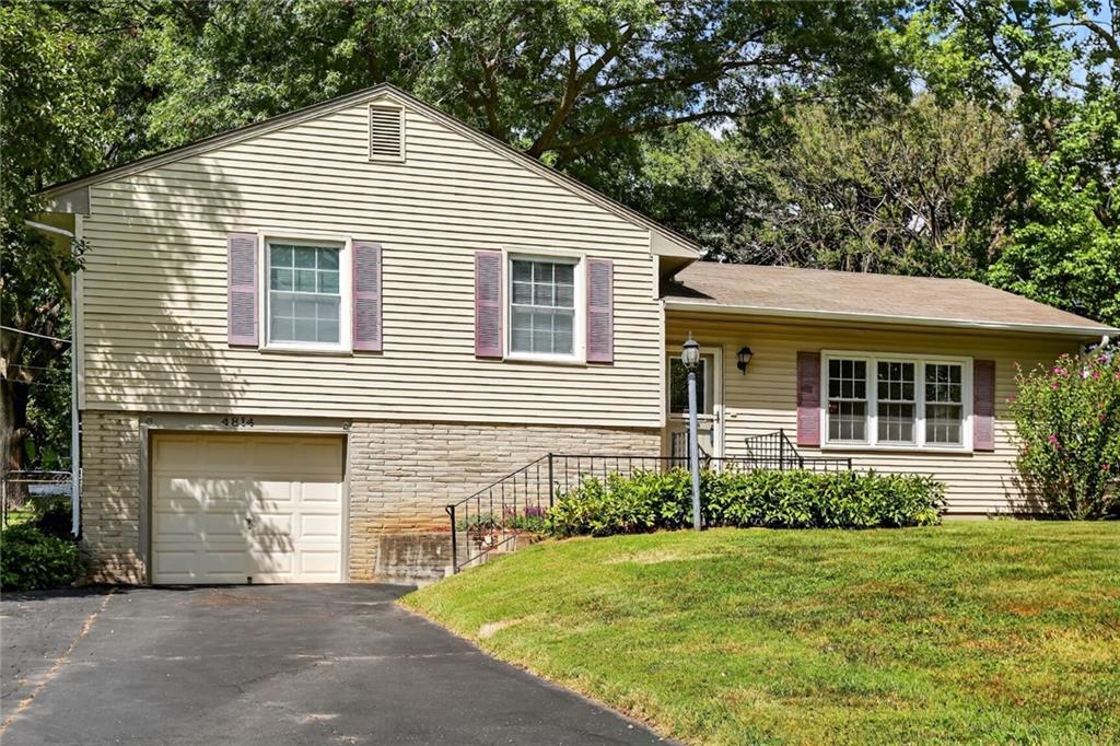 Listing Photo MLS #HMS2570438