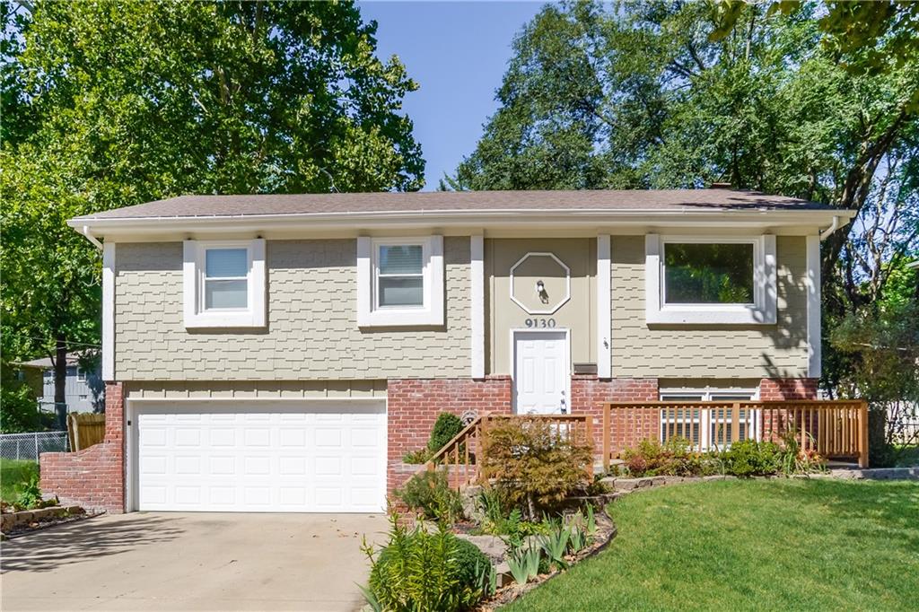Listing Photo MLS #HMS2570450