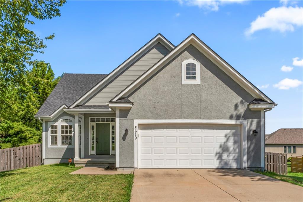 Listing Photo MLS #HMS2570465