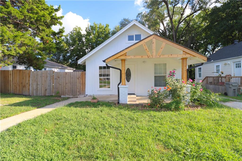 Listing Photo MLS #HMS2570472