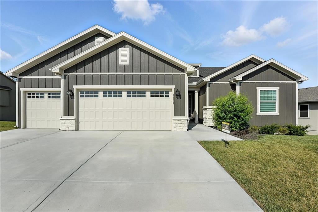Listing Photo MLS #HMS2570535