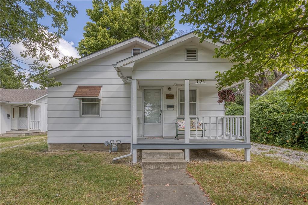 Listing Photo MLS #HMS2570546