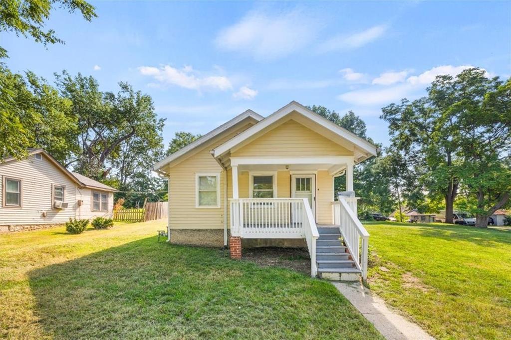 Listing Photo MLS #HMS2570562