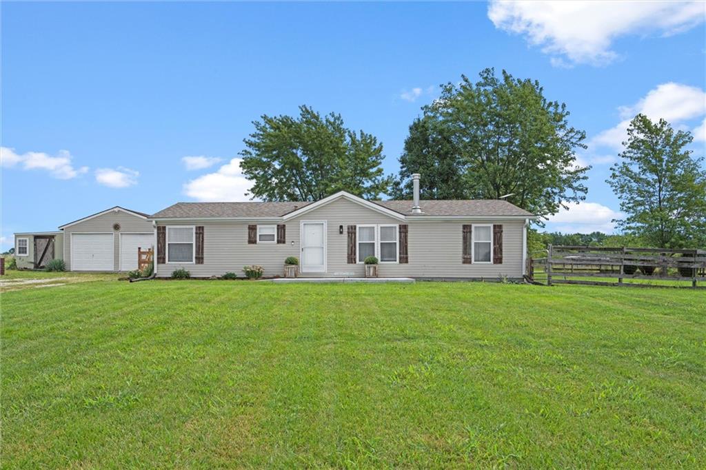Listing Photo MLS #HMS2570622