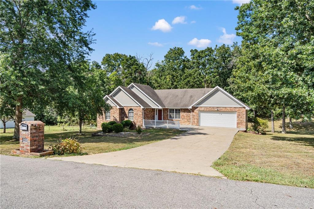 Listing Photo MLS #HMS2570661
