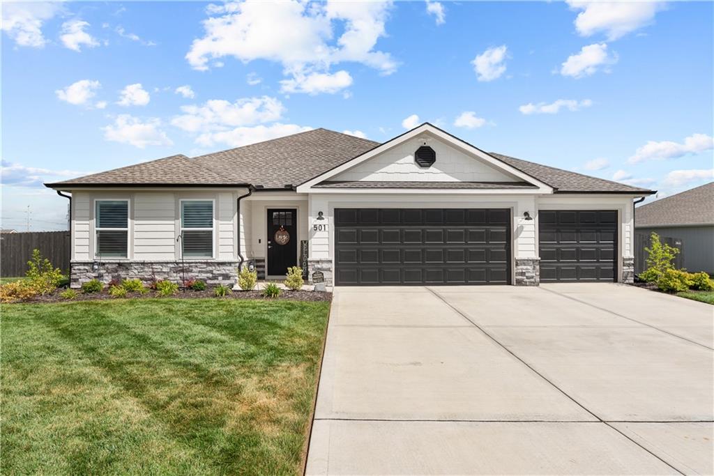 Listing Photo MLS #HMS2570697