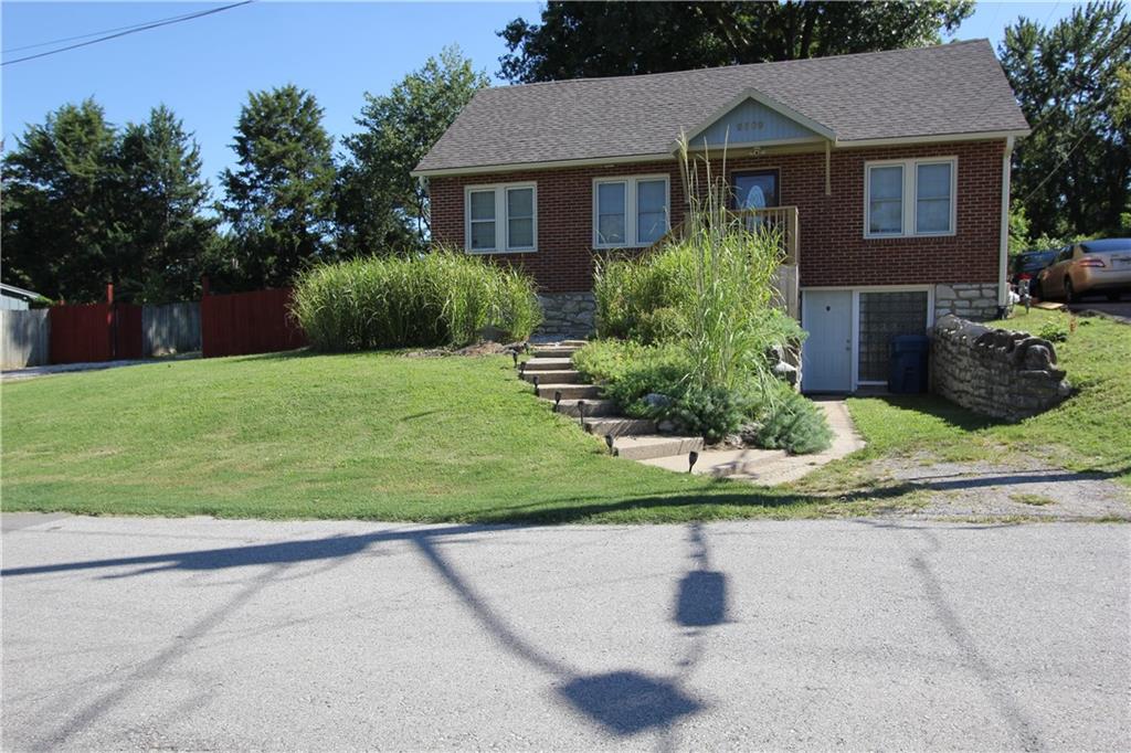 Listing Photo MLS #HMS2570724