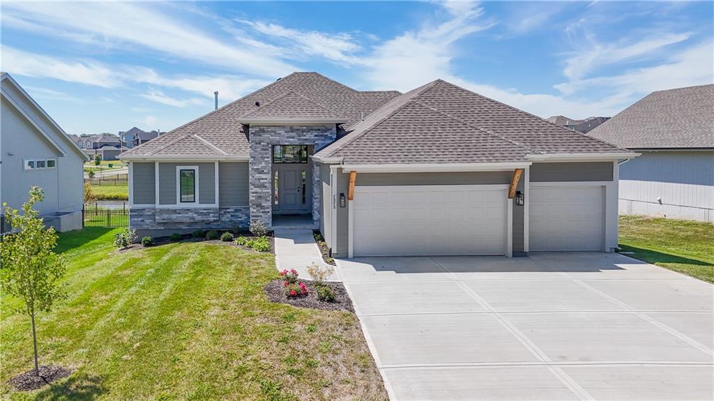 Listing Photo MLS #HMS2570730