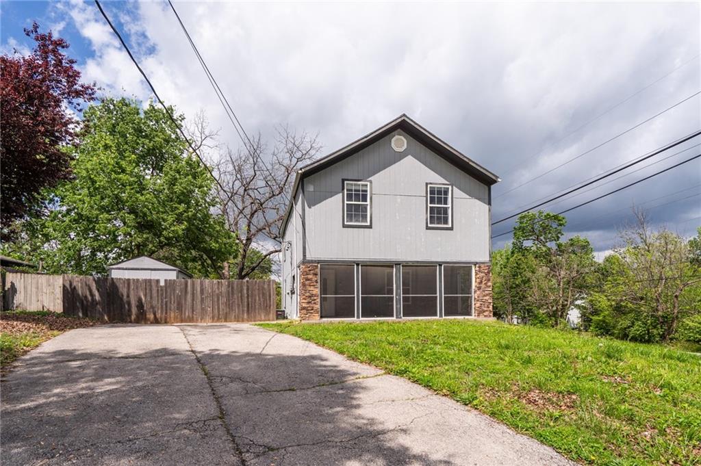 Listing Photo MLS #HMS2570778