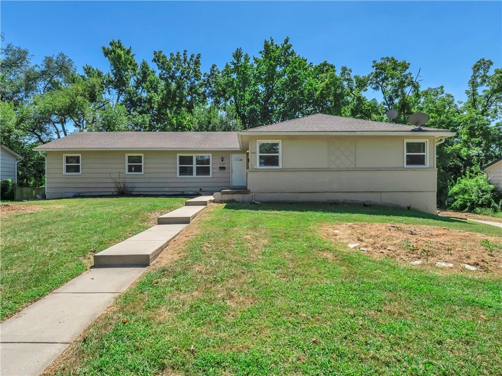 Listing Photo MLS #HMS2570821