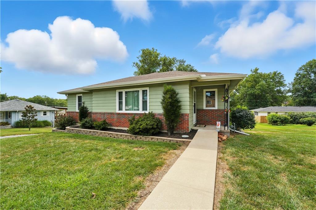 Listing Photo MLS #HMS2570841
