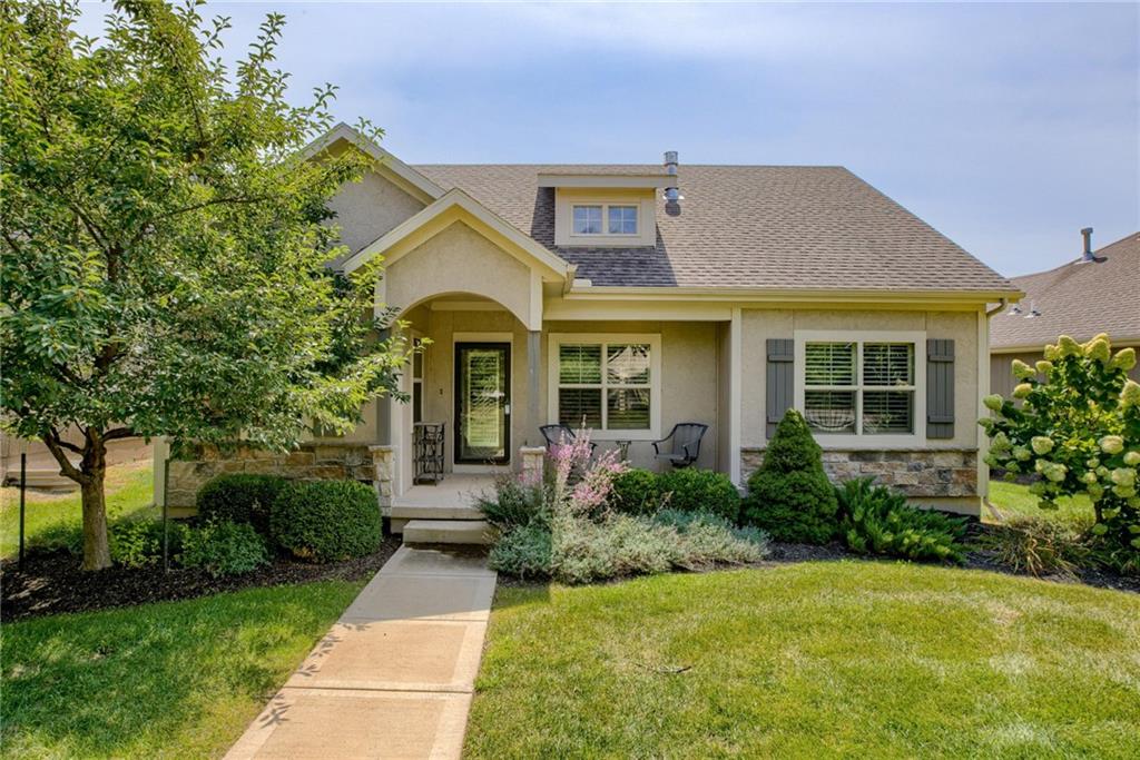 Listing Photo MLS #HMS2570890